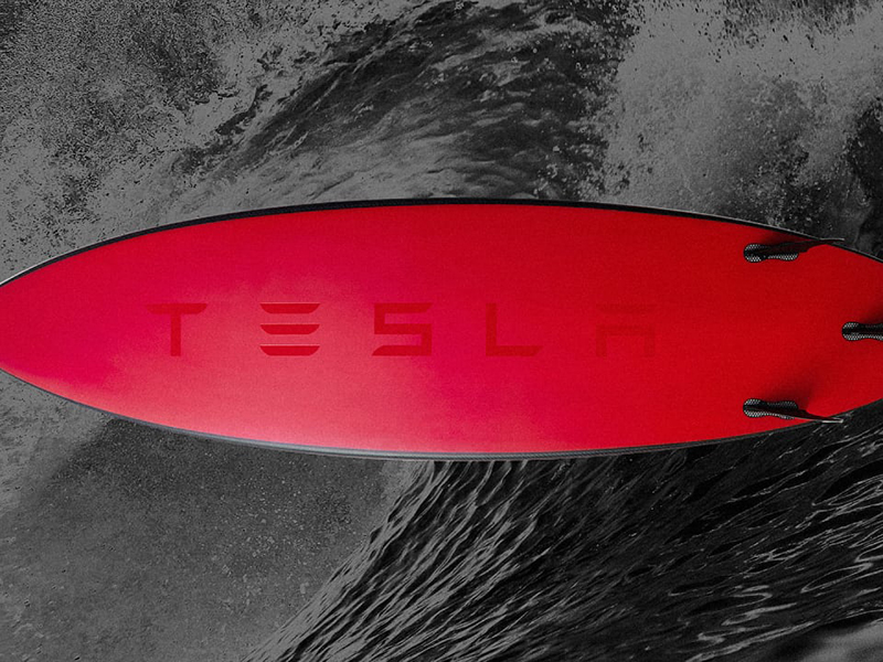 ألواح التزلج على المياه جديد تسلا... إصدار محدود ومواصفات مميزة